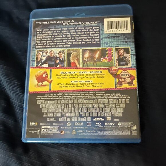 Pixels Blu-Ray - Picture 2 of 2
